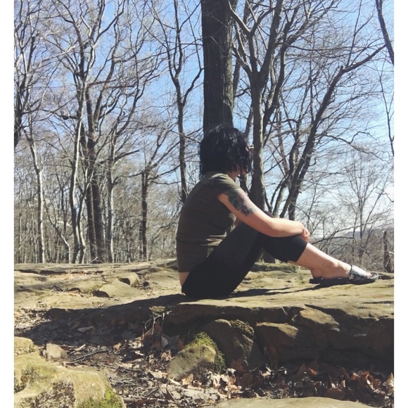 Meet your Posher, Michelle - Picture 1 of 5